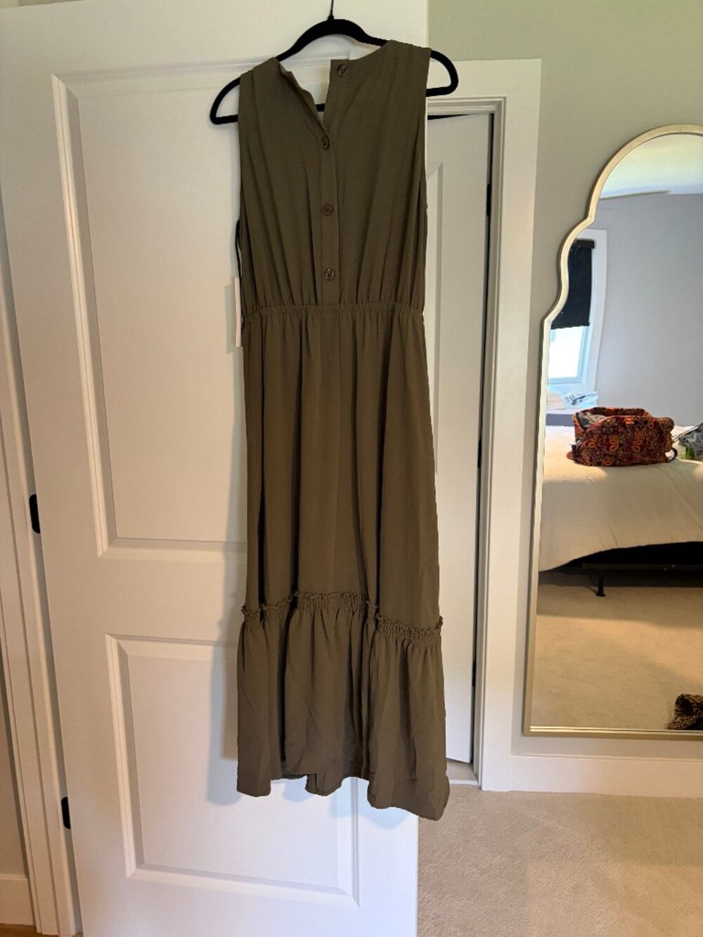 NWT Calvin Klein Olive Green Tiered Maxi Dress size 10 - Picture 4 of 4